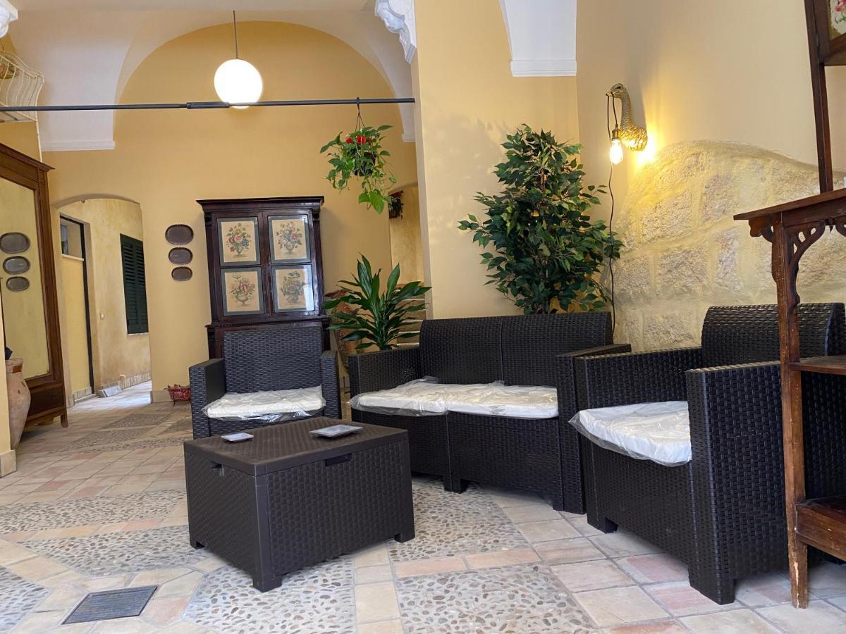 Il Ficus - Holidays Home Mazara del Vallo Buitenkant foto